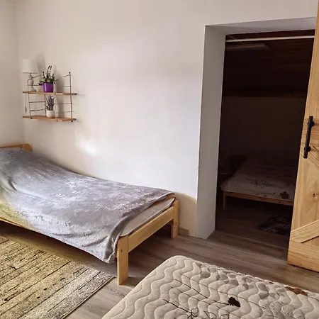 Ebredj Nalunk Pihenohaz Cserepfalu